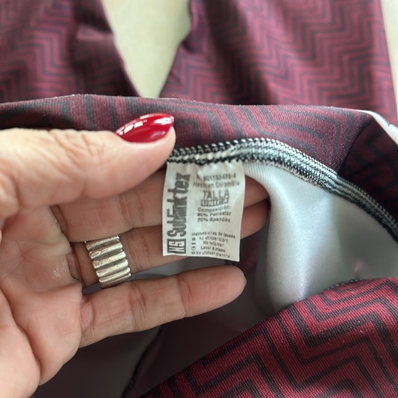 BNNW Training Leggings - Picture 4 of 4